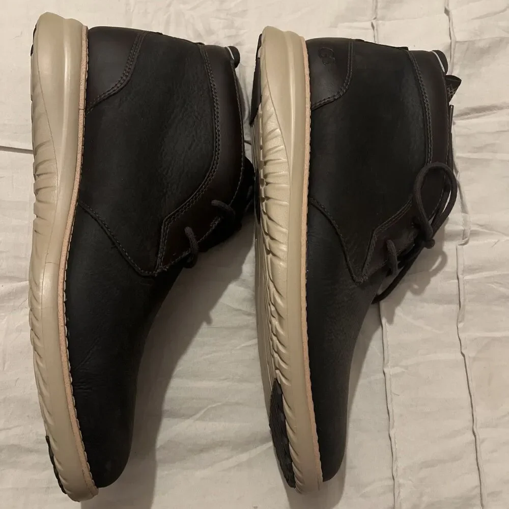 UGG UNION BLACK Waterproof Leather CHUKKA ANKLE BOOTS, US 12/ EU45- 1104976 New